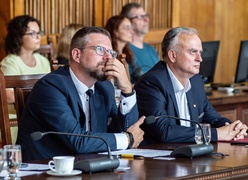 Prezydent z absolutorium i wotum zaufania, a sesja Rady Miejskiej ponownie pełna polityki