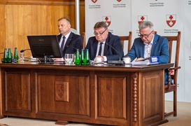 Prezydent z absolutorium i wotum zaufania, a sesja Rady Miejskiej ponownie pełna polityki