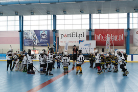 Zimą łyżwy, latem rolki