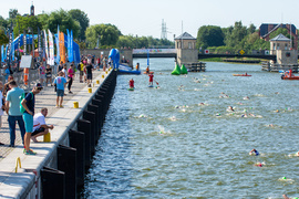 Elbląg w niedzielę żyje triathlonem
