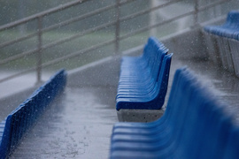 Mokra inauguracja IV ligi