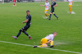 Mokra inauguracja IV ligi