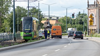 Wjechał na tory i zablokował ruch tramwajów