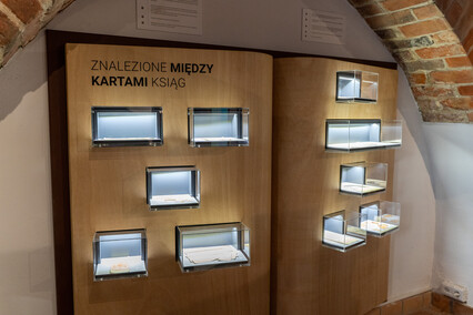 Elkamera przybliża historię Elbląga i miejskiego księgozbioru