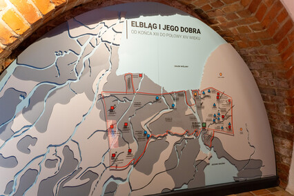 Elkamera przybliża historię Elbląga i miejskiego księgozbioru