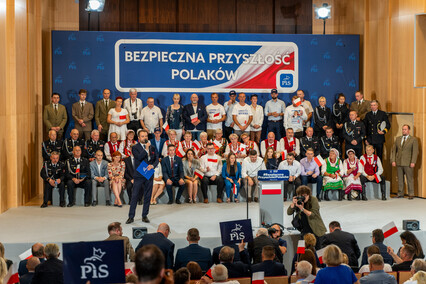 Jarosław Kaczyński w Elblągu. O prawach kobiet i dogonieniu Danii