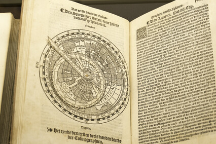 Kosmos zaklęty w druku