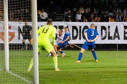 Szczęśliwy debiut nowych koszulek