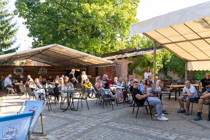 Z tęsknoty za piłką ręczną