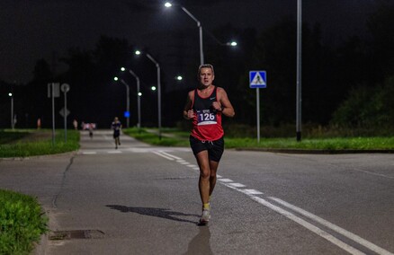Nocne bieganie na Modrzewinie