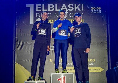 Nocne bieganie na Modrzewinie