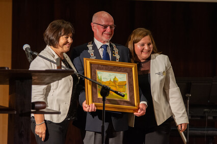 „Z chęci pomagania“