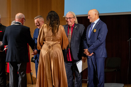 „Z chęci pomagania“