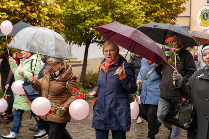 \"Manifestujmy radość, pamiętajmy o badaniach i profilaktyce!\"