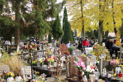 Elblążanie przygotowują się do Wszystkich Świętych