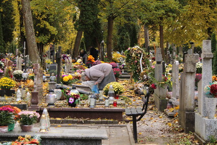 Elblążanie przygotowują się do Wszystkich Świętych