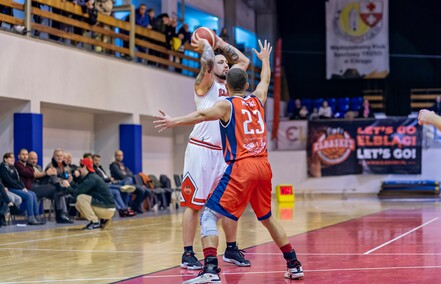 Elbląski walec znowu miażdży