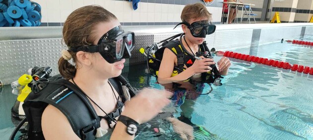 WOPR uczy, pomaga, ostrzega, ratuje!