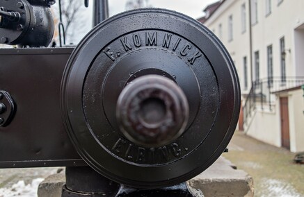 Silnik z Komnicka w elbląskim muzeum