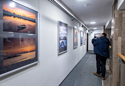 Wernisaż Fotki Miesiąca. \"Najważniejsze to uchwycić właściwy moment\"