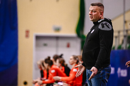 Przegrana Startu z mistrzyniami Polski