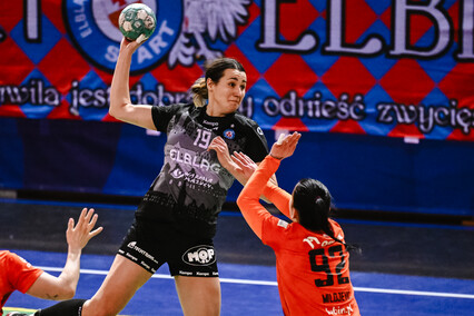 Przegrana Startu z mistrzyniami Polski