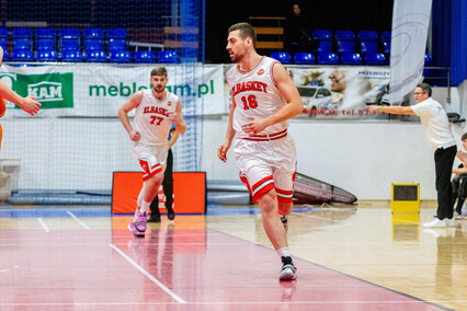 Trójeczka postawiła się Elbasketowi