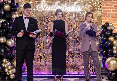 Taki bal jest jeden w życiu. Studniówka ZSTI