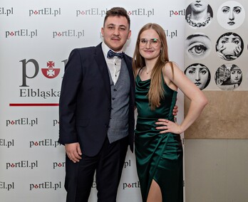 Taki bal jest jeden w życiu. Studniówka ZSTI