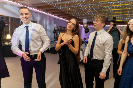 Zabawa I LO sto osiem dni przed maturą