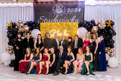 Zabawa I LO sto osiem dni przed maturą