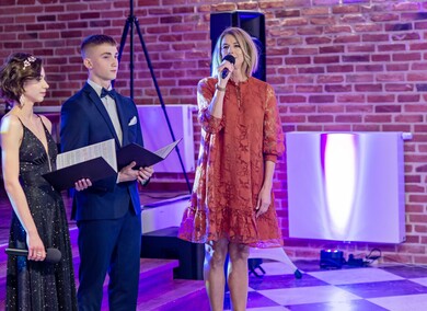 Studniówka IV LO. „Przed nami piękna noc”