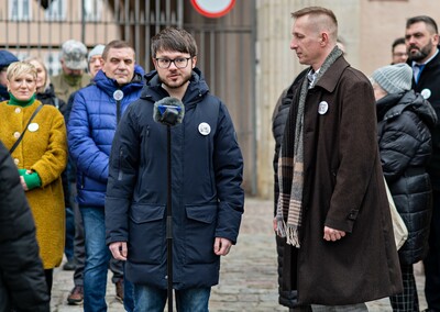 Rzecznik ogłasza swój start w wyborach na prezydenta