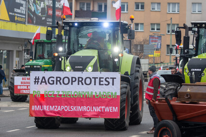 \"Potrzebujemy konkretnych rozwiązań\". Rolnicy protestowali na ulicach Elbląga