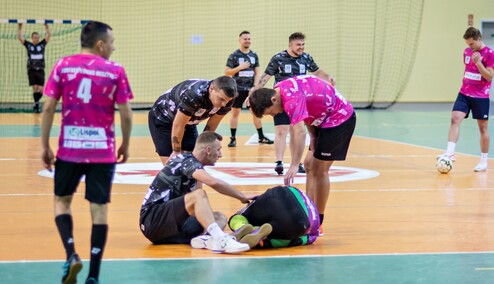 Łatwiej jest grać czy sędziować?