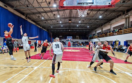 Basketball włącza turbo i odjeżdża