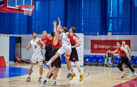 Basketball włącza turbo i odjeżdża