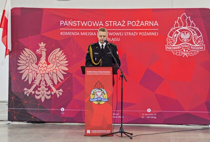 Komendant żegna się ze strażacką służbą