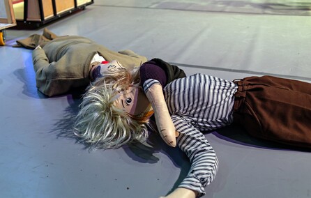 \"Wiesz, co robi ten miś?\" Odpowie Mała Scena u Sewruka