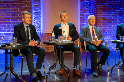 Debata telewizyjna, czyli czterech na jednego  (okiem naczelnego) 