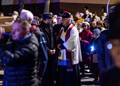 Wierni przeszli przez Elbląg w Drodze Krzyżowej