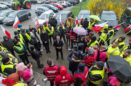 Rolnicy protestowali przed biurami parlamentarzystów. „Zadajemy trudne pytania”