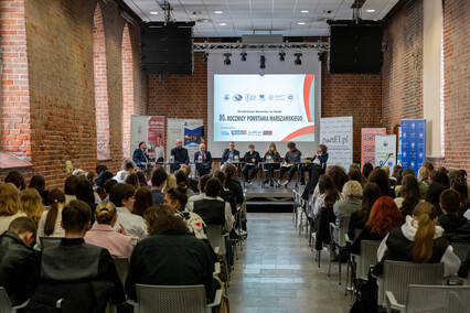 Młodzież o warszawskim zrywie powstańczym