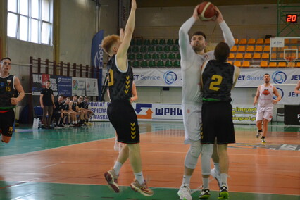 Jak Feniks z popiołów  (korespondencja z Piły) 