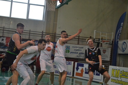 Jak Feniks z popiołów  (korespondencja z Piły) 