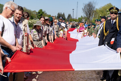 \"Nasze barwy to oznaka wolnego państwa\"