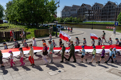 \"Nasze barwy to oznaka wolnego państwa\"