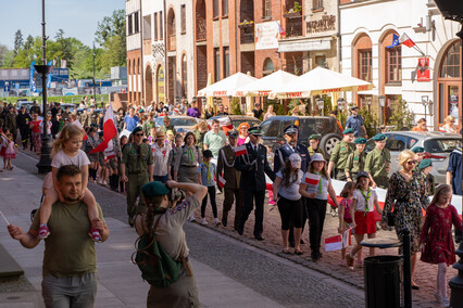 \"Nasze barwy to oznaka wolnego państwa\"