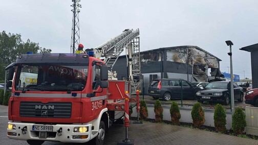 Pożar w autokomisie przy Warszawskiej