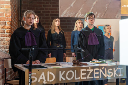 Pod skrzydłami Janusza Korczaka